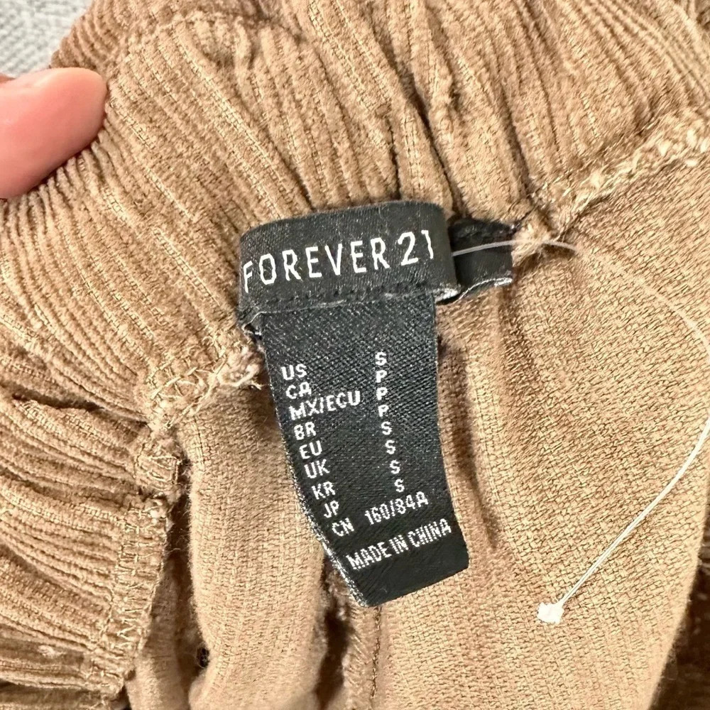 Forever 21 brown corduroy high waisted paperbag waist shorts size S